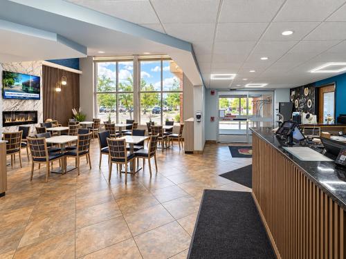 طعام و مشروبات, سوبر 8 باي ويندام ماديسون ساوث (Super 8 By Wyndham Madison South) in وسط مدينة ماديسون