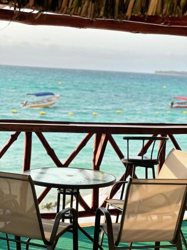 MNDlA OCEAN SUITES