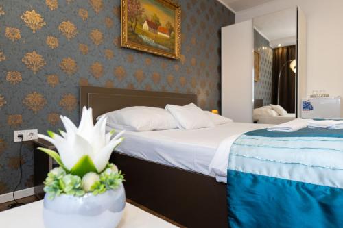 1 queen bed