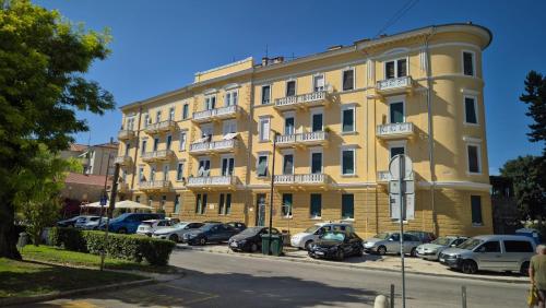 Rooms Tisa Old Town 2