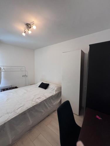 Studio Apartment 3 min walk Casino