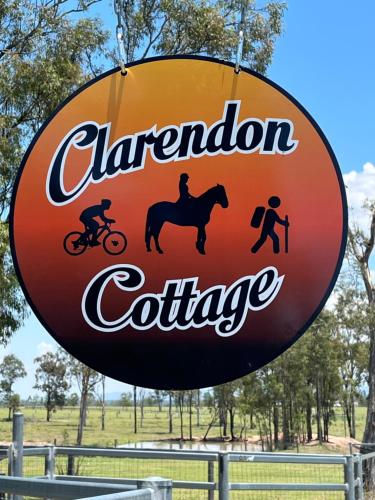 . Clarendon Cottage, near Lowood , Fernvale, right on the BVRT