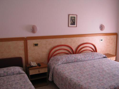 Triple Room room in Hotel Parigi