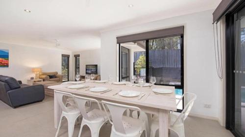 Hideaway -4BR Family Home with Pool Near Beach - image 5