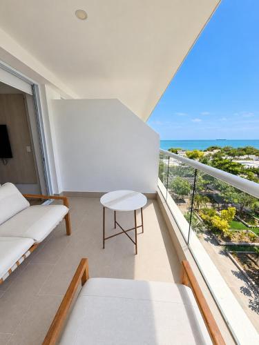 Aluna Beach Club-Ocean View Pool and Beach