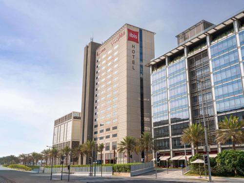 Exterior view, ibis Dubai One Central in Dubai