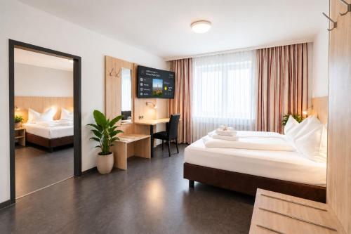 2 bedrooms, 3 beds