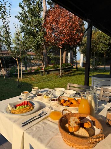 Hotel Pelikan in Divjake