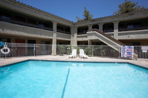 Premier Inns Thousand Oaks