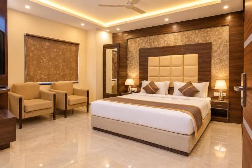 Shri Sai Hotel Azamgarh Near Roadway Bus Stand