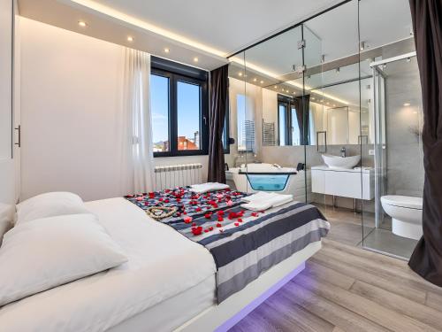 Luxury Boutique City Center Apartments