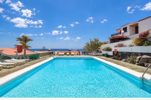 GuestReady - Aguila Beachfront apartment
