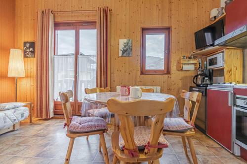 Résidence Genevray - Bel appartement avec vue sur les montagnes MAE-1043