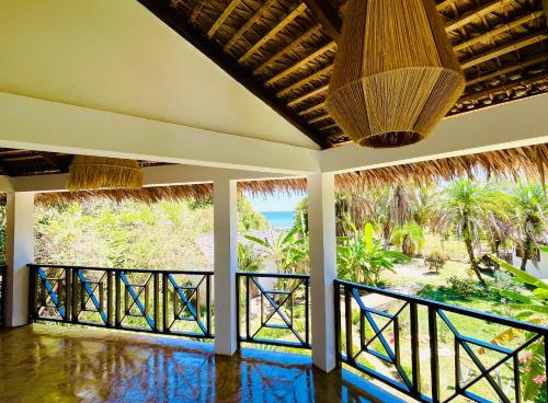 Балкон, Hotel Ocean Beach Sakatia in Nosy Be