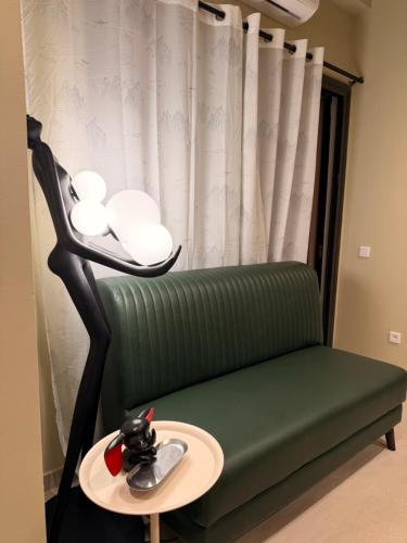 Luxury one bedroom apartment - image 4