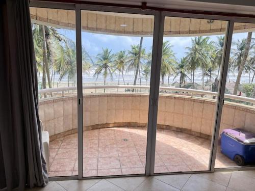 Apartamento en Res Arcoiris, Tucacas, Frente al Mar, Balcon, Piscina y Playa Privada in 보카 데 아로아