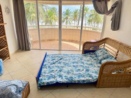 Apartamento en Res Arcoiris, Tucacas, Frente al Mar, Balcon, Piscina y Playa Privada in 보카 데 아로아