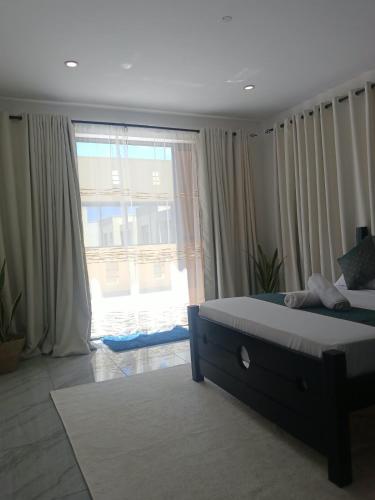 Coral Sands -1 bedroom penthouse - image 2