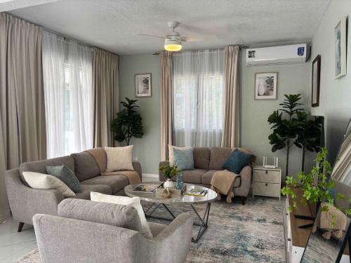 Castaways Haven Apt Few steps from Mero Beach in Mero