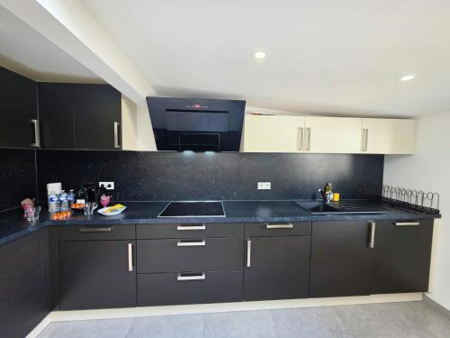 Charming Stay with a terrace in Differdange in Дифферданж