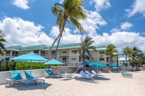 Beach Living at Plantation Village BLD - image 4