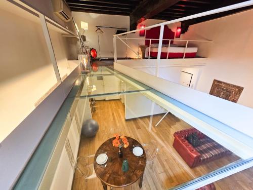 Love The Loft - LoveTheApartments, Florence