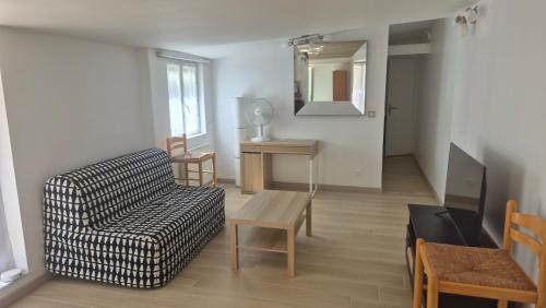 Maison suite familiale et Chambres meublées à accès privatifs - Chambre d'hôtes - Champigny-sur-Marne