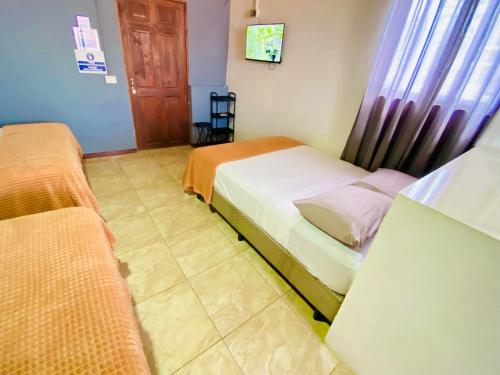 Nomads Private Rooms, Fortuna Town, Fortuna