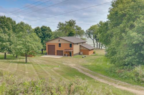 Waterfront Pelican Lake House w/ Dock