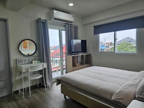 โรงแรมดีรูม D Room near Backyard Cafe