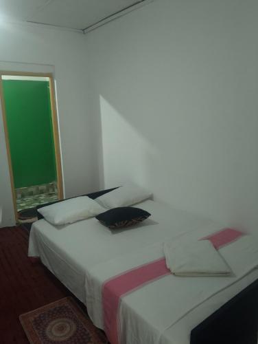 1 twin bed