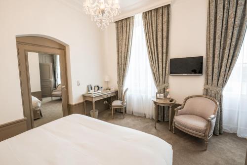 1 queen bed