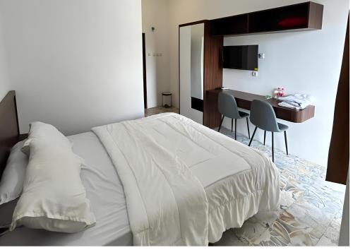 ATURI ZAHRA HOMESTAY SYARIAH in Bandara Yogyakarta