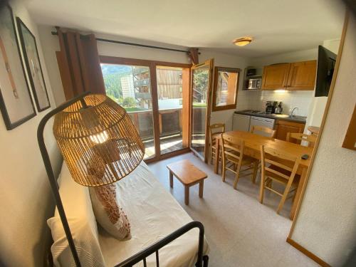 Les Chalets De Superd Gentiane - APPARTEMENT 6 PERSONNES EXPO SUD BALCON MAE-8654