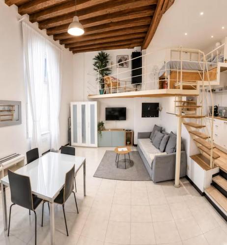 Vibe Loft in Old Town - Near De Ferrari & Aquarium, Genova