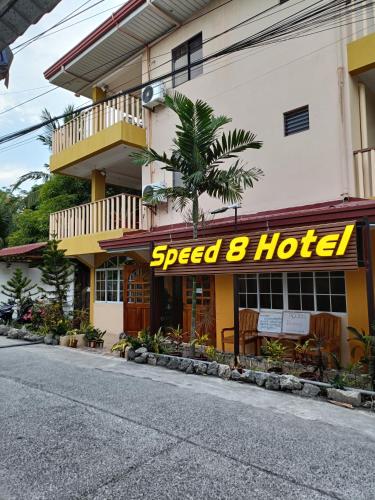 Speed 8 Hotel Room Type - Deluxe Twin Room