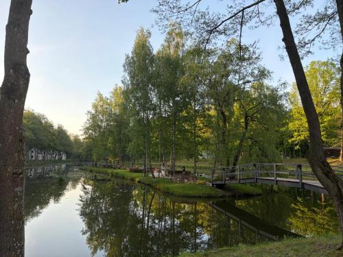 Domki Zacisze w Bobrzy in Przyjmo