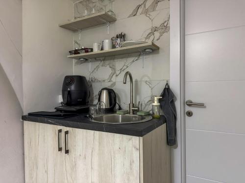 Crossroads Nest Spa - image 5