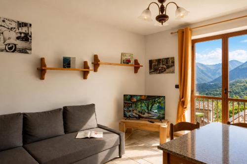 2 bedrooms, 4 beds