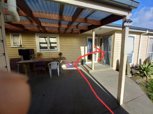 self check-in accommodation in Waikato in Te Miro