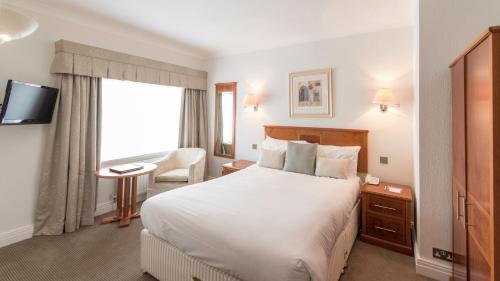 1 queen bed