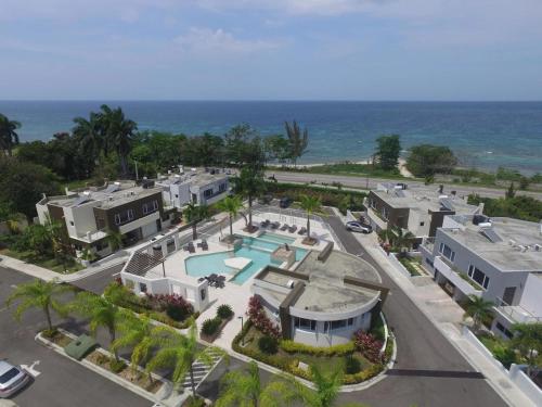 Ayanna Palms Jamaica