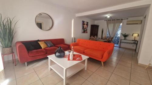 Belle Villa Le PATIO 6p jardin, climatisation, parking privé