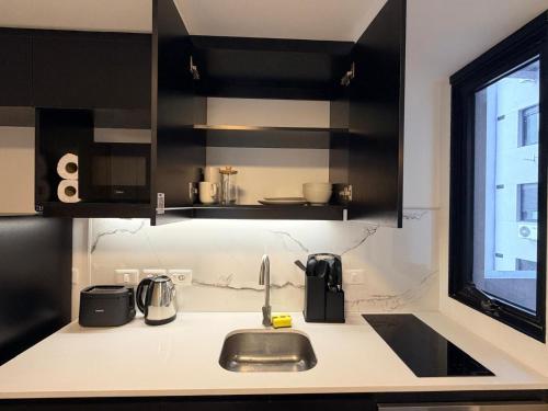Suite amoblada con cowork piscina y gimnasio en Cordon Montevideo - image 2
