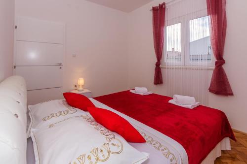 Apartment Ema, Split (photo 8)