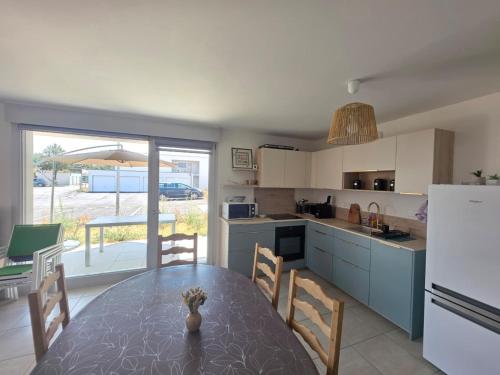Appartement neuf, jardin, 5 pers. - près forêt et mer - FR-1-323-616