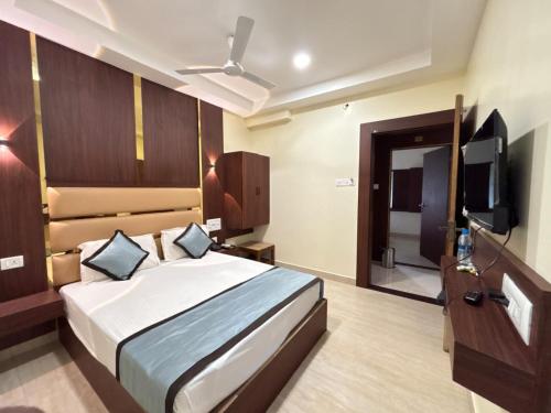 Facilities, Seyon Residency in Tiruchendur