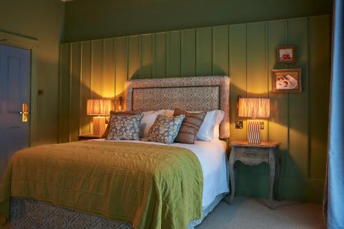 1 queen bed