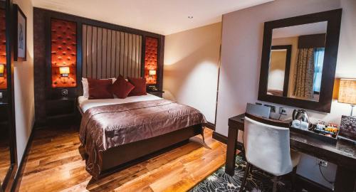 room detail thumbnail 1