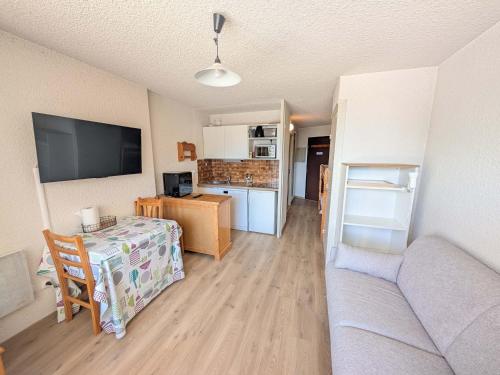 Studio aux pieds des pistes avec parking, Montgenèvre